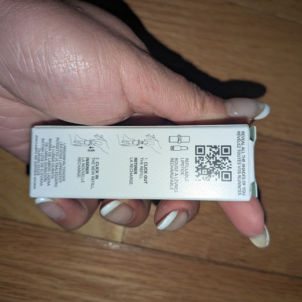 NEW PRADA MONOCHROME HYPER MATTE REFILLABLE LIPSTICK IN B03 MAHOGANY - Picture 7 of 11